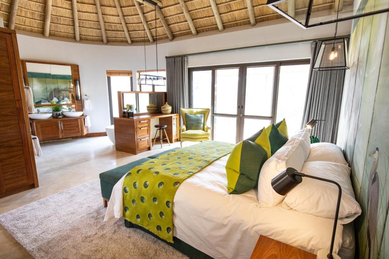 クラセリー・プライベート自然保護区 Simbavati Camp Georgeヴィラ エクステリア 写真