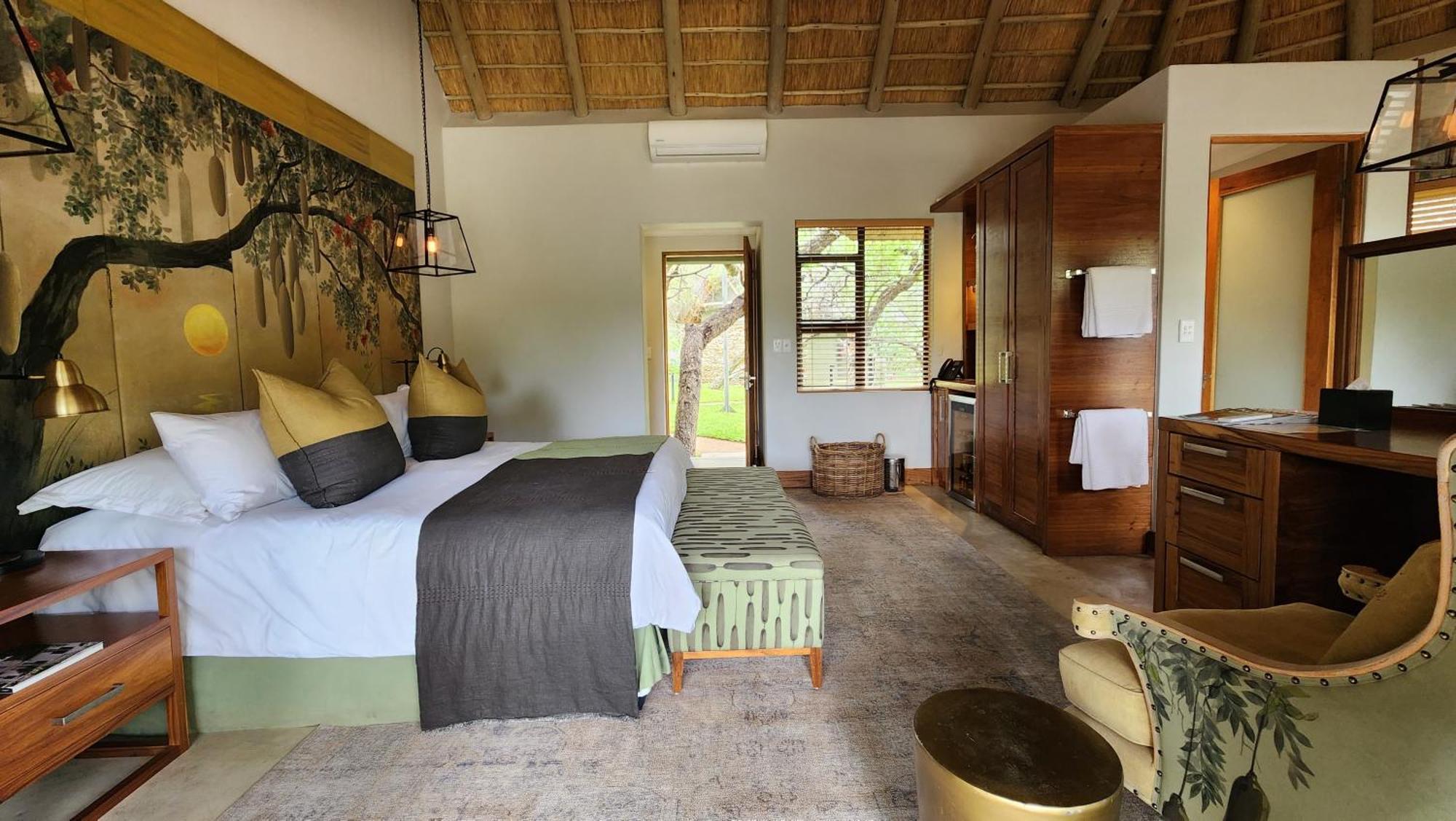 クラセリー・プライベート自然保護区 Simbavati Camp Georgeヴィラ エクステリア 写真